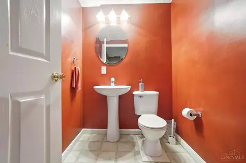 Bath - 3536 Stoneboat Ct, Maineville, OH 45039 photo 6 of 6