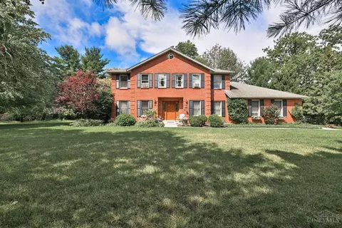 8207 Brownstone Dr, West Chester, OH 45241