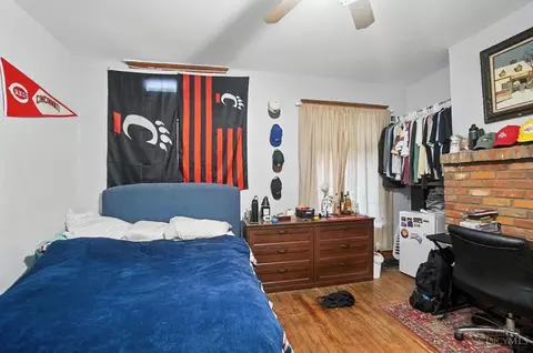 Bedroom - 231 Atkinson St, Cincinnati, OH 45219 photo 1 of 11