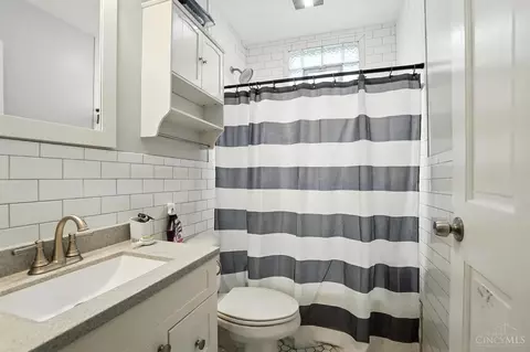 204 Atkinson St, Cincinnati, OH 45219 photo 19