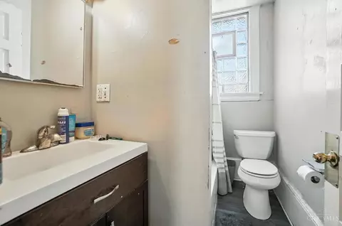 204 Atkinson St, Cincinnati, OH 45219 photo 24