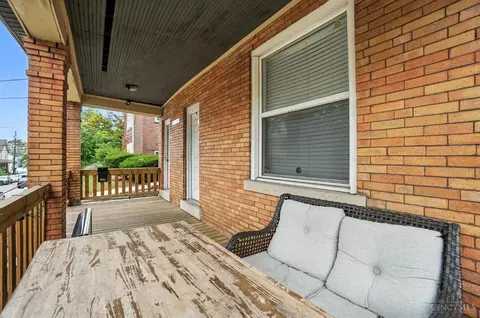 204 Atkinson St, Cincinnati, OH 45219 photo 3
