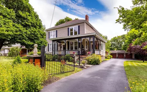8354 Burns Ave, Cincinnati, OH 45216