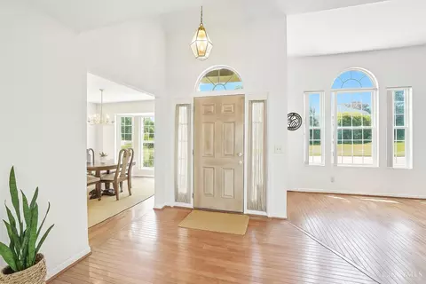 1582 Williamson Dr, Forest Park, OH 45040 photo 4