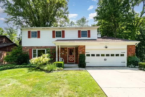 65 Bayham Dr, Greenhills, OH 45218