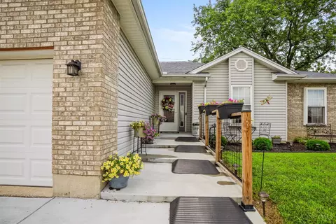 39 Thornhill Dr, Hamilton, OH 45013 photo 5