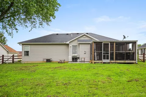 39 Thornhill Dr, Hamilton, OH 45013 photo 8