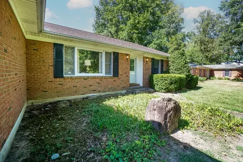 Exterior - 523 Lang Rd, Cincinnati, OH 45244 photo 1 of 13