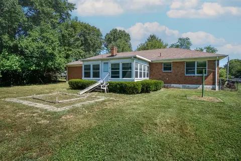 Exterior - 523 Lang Rd, Cincinnati, OH 45244 photo 9 of 13