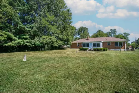 Exterior - 523 Lang Rd, Cincinnati, OH 45244 photo 12 of 13