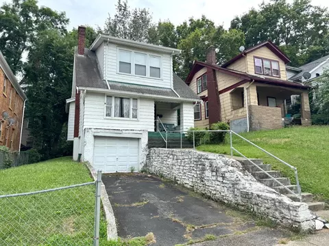 565 Prospect Pl, Cincinnati, OH 45229 photo 2