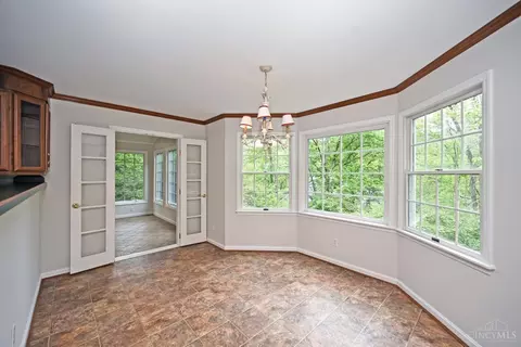 Dining - 4190 Beech St, Cincinnati, OH 45227 photo 1 of 2