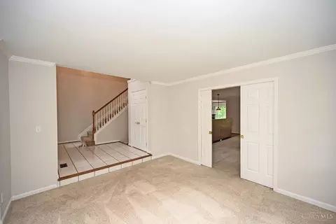 Living - 4190 Beech St, Cincinnati, OH 45227 photo 3 of 9