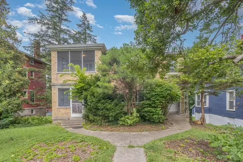 6035 Oakwood Ave, Cincinnati, OH 45224