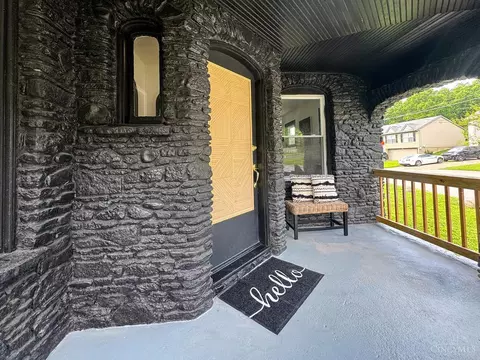 Exterior - 5439 Whetsel Ave, Cincinnati, OH 45227 photo 3 of 9