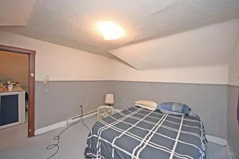 4247 Eighth St, Cincinnati, OH 45205 photo 28