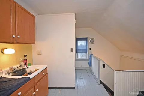 4247 Eighth St, Cincinnati, OH 45205 photo 21