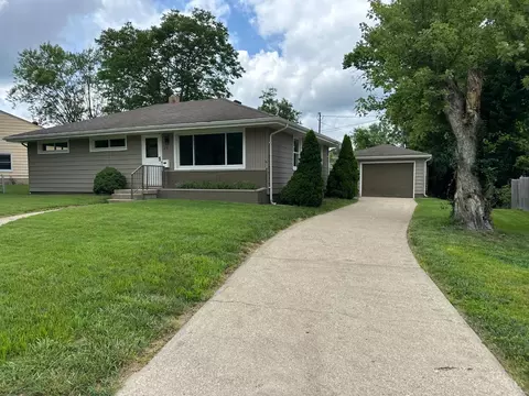 26 Gregory Ln, Hamilton, OH 45013