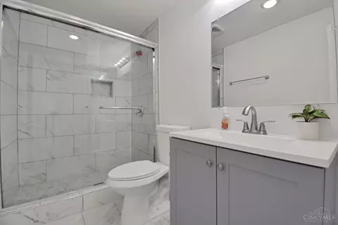 12044 Hazelhurst Dr, Cincinnati, OH 45240 photo 22