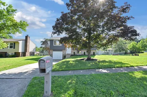 12044 Hazelhurst Dr, Cincinnati, OH 45240