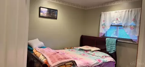 Bedroom - 11478 Geneva Rd, Forest Park, OH 45240 photo 1 of 2