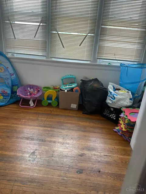 1253 Quebec Rd, Cincinnati, OH 45205 photo 3