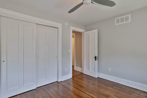 Bedroom - 2994 Springer Ave, Cincinnati, OH 45208 photo 5 of 8