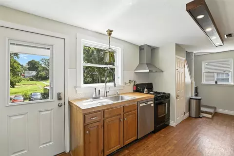 7812 Perry St, Mount Healthy, OH 45231 photo 10