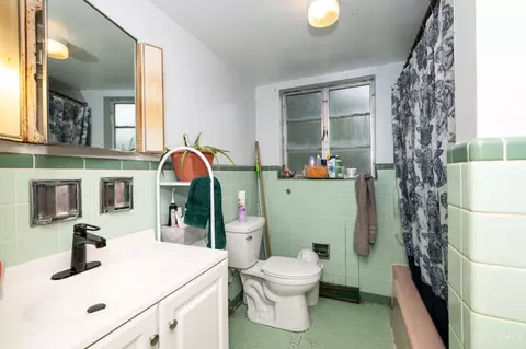 822 Schiff Ave, Cincinnati, OH 45205 photo 10