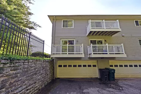 3673 Willowlea Ct, Cincinnati, OH 45208 photo 25