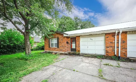 1922 Circle Ginny, Middletown, OH 45044