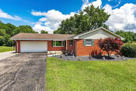 110 Fairy Dr, Hamilton, OH 45013