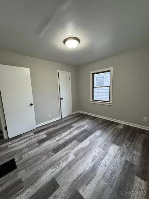 4753 Prosperity Pl, Cincinnati, OH 45238 photo 5