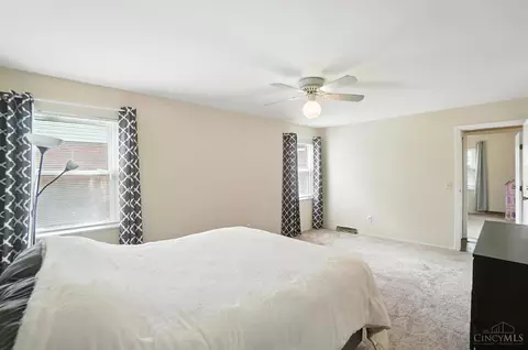 Bedroom - 1725 Forester Dr, Cincinnati, OH 45240 photo 3 of 6