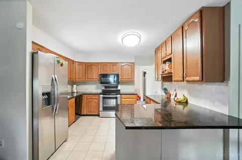Kitchen - 1725 Forester Dr, Cincinnati, OH 45240 photo 1 of 7