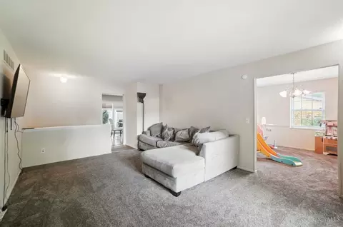 Living - 1725 Forester Dr, Cincinnati, OH 45240 photo 1 of 1