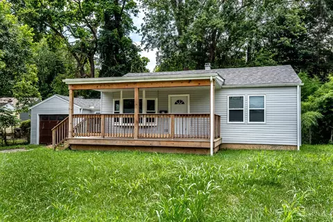 31 Apple Ln, Milford, OH 45150
