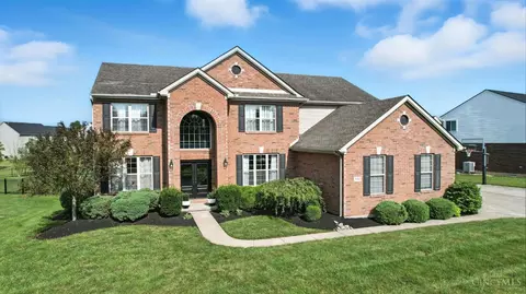 5517 Creekside Meadows Dr, Liberty Twp, OH 45011
