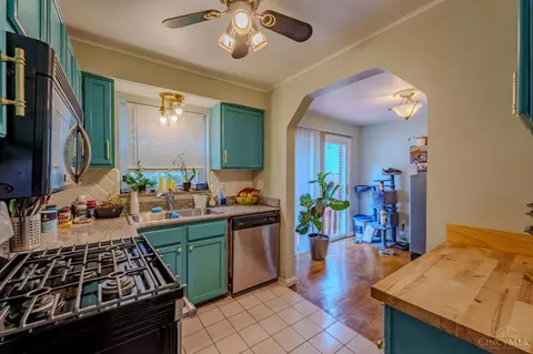 Kitchen - 1436 Hill Ave, Mount Healthy, OH 45231 photo 3 of 3