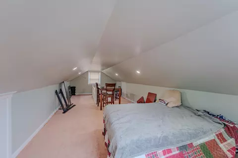 Bedroom - 1436 Hill Ave, Mount Healthy, OH 45231 photo 4 of 4