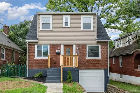 1520 Manss Ave, Cincinnati, OH 45205