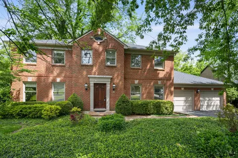 16 Carpenters Run, Blue Ash, OH 45241