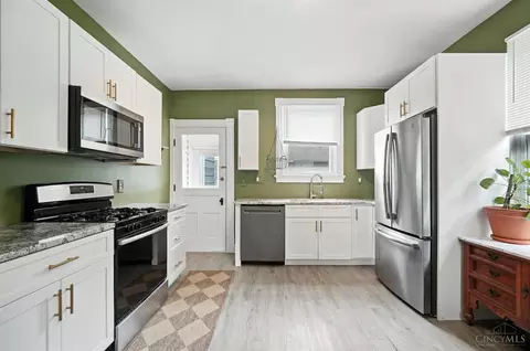 Kitchen - 3435 Stathem Ave, Cincinnati, OH 45211 photo 4 of 4