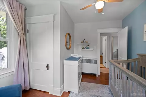 Bedroom - 1636 Beacon St, Cincinnati, OH 45230 photo 4 of 6