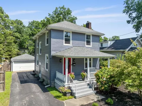 1636 Beacon St, Cincinnati, OH 45230