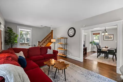 Living - 1636 Beacon St, Cincinnati, OH 45230 photo 2 of 2