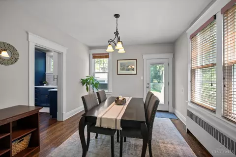 Dining - 1636 Beacon St, Cincinnati, OH 45230 photo 2 of 2
