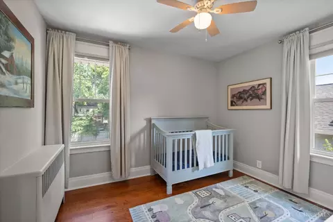 Bedroom - 1636 Beacon St, Cincinnati, OH 45230 photo 6 of 6