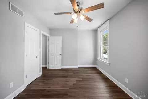 Bedroom - 431 Ada St, Cincinnati, OH 45219 photo 5 of 5