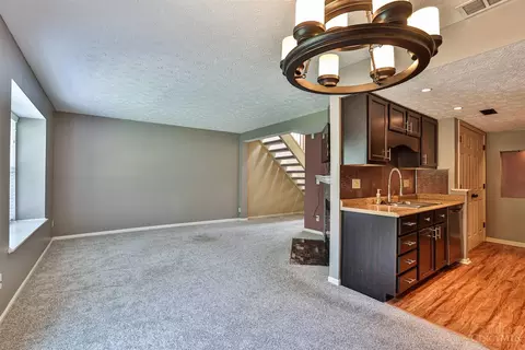 5617 Regimental Pl, Cincinnati, OH 45239 photo 10